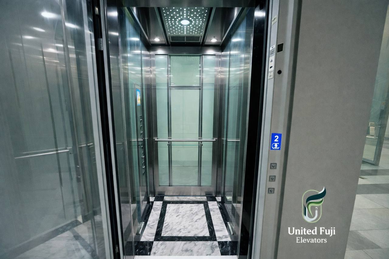 Passenger elevator